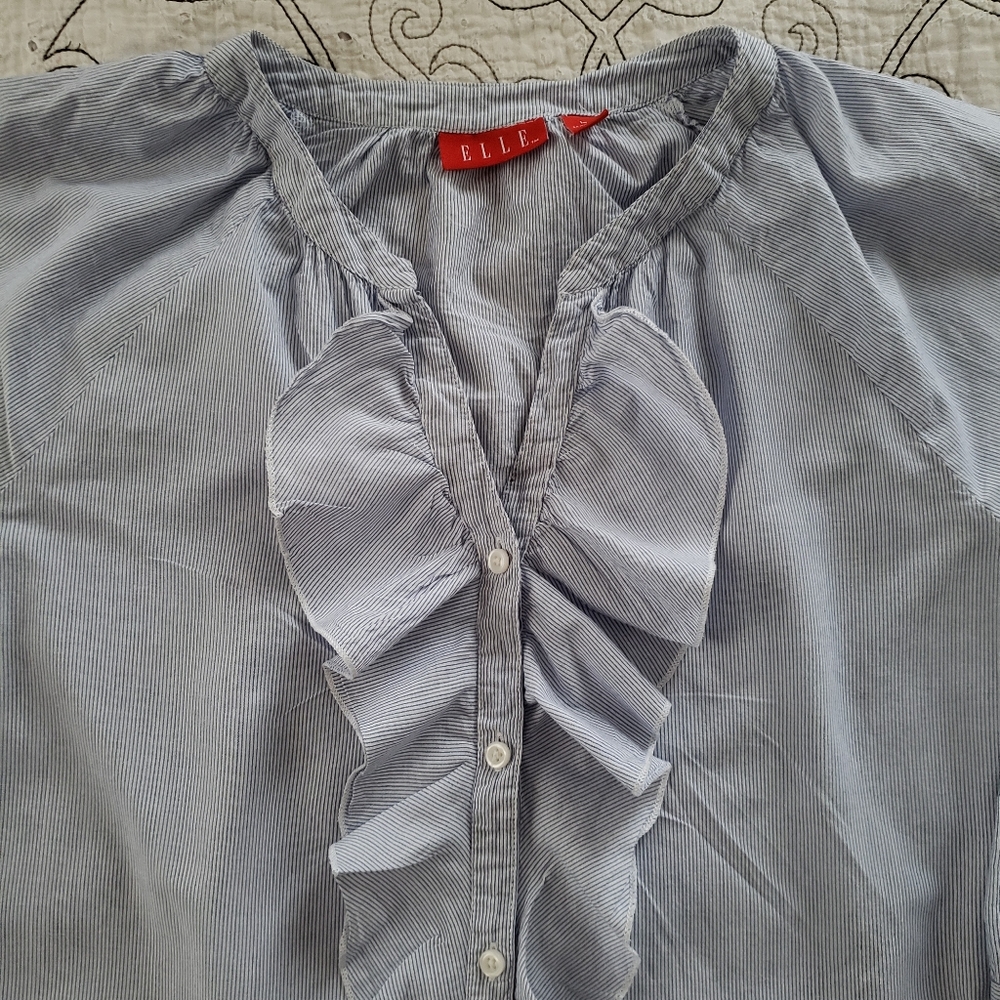 Elle Ruffled Blouse - Picture 3 of 10